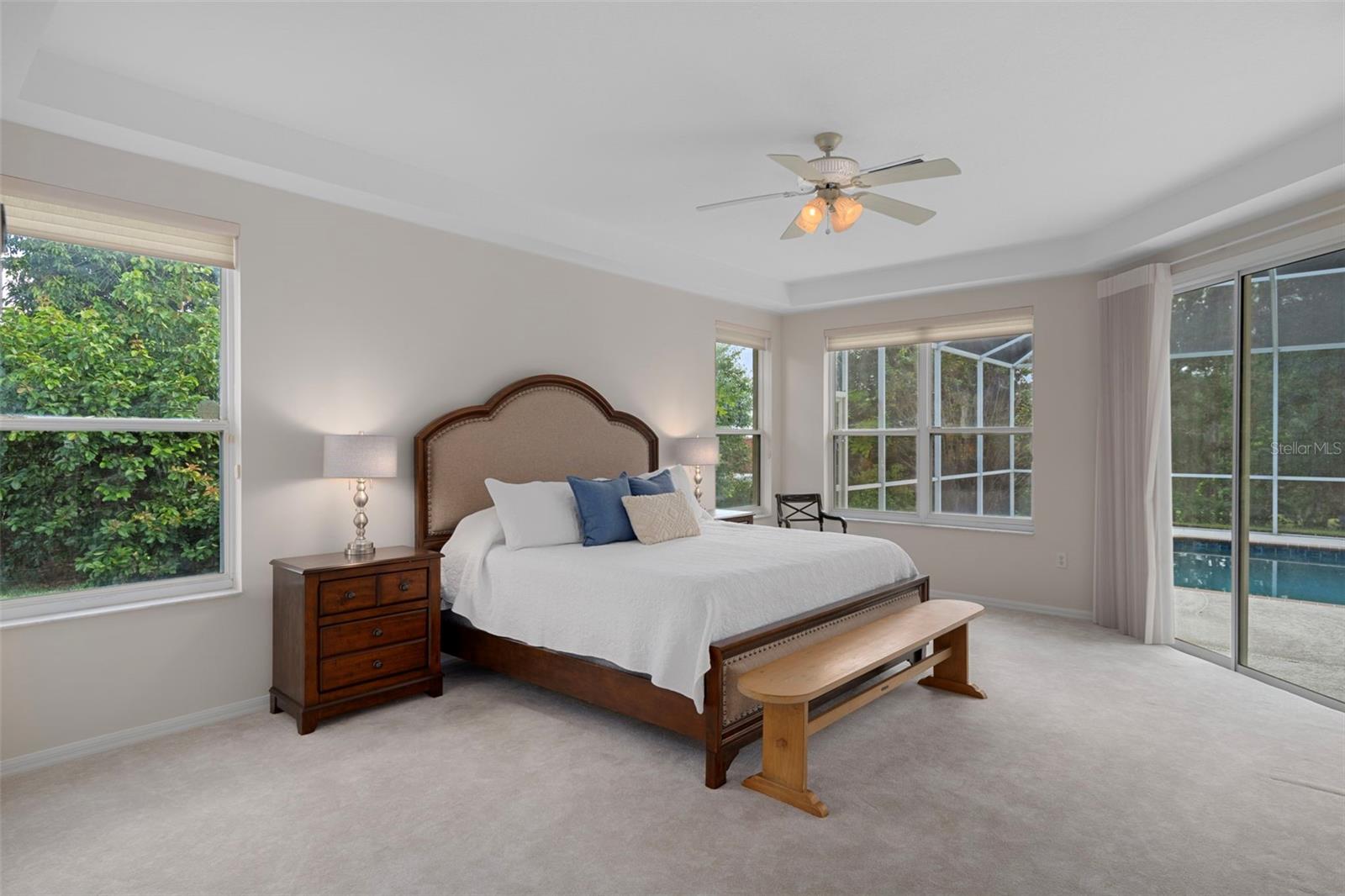 Image 26 of 93 For 576 Fenway Drive