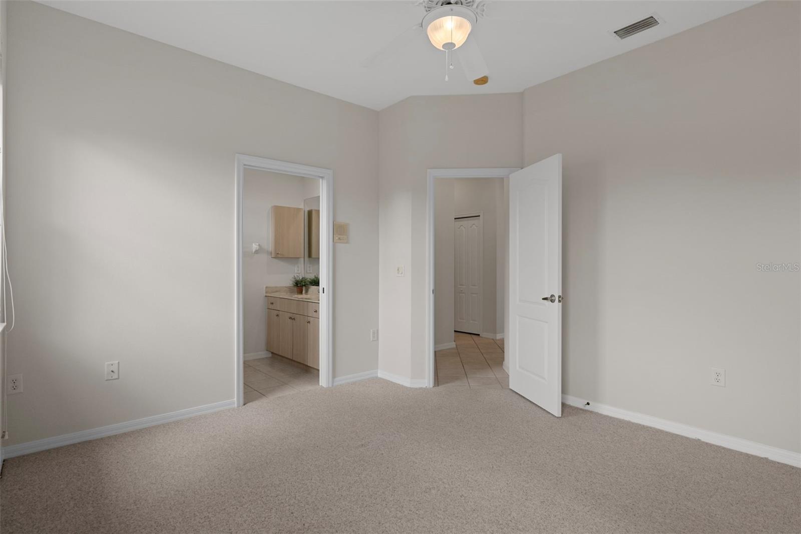 Image 43 of 93 For 576 Fenway Drive