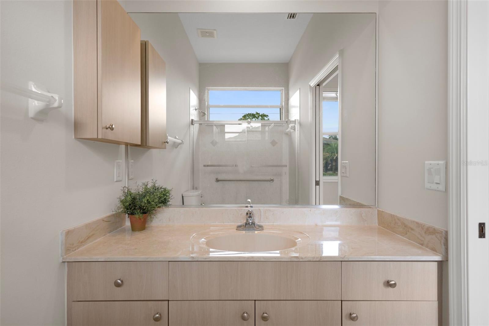 Image 45 of 93 For 576 Fenway Drive