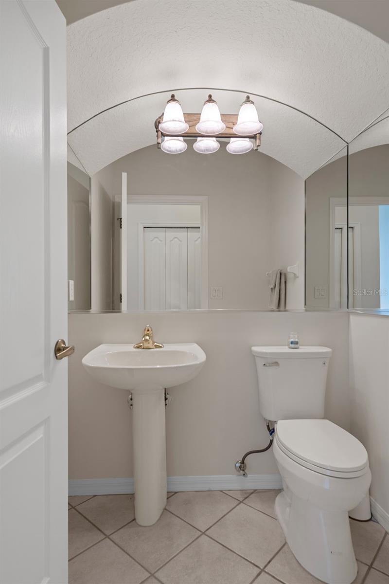 Image 48 of 93 For 576 Fenway Drive