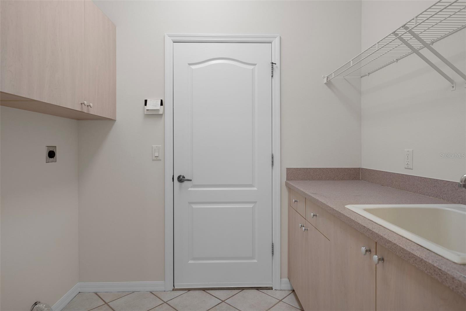 Image 49 of 93 For 576 Fenway Drive