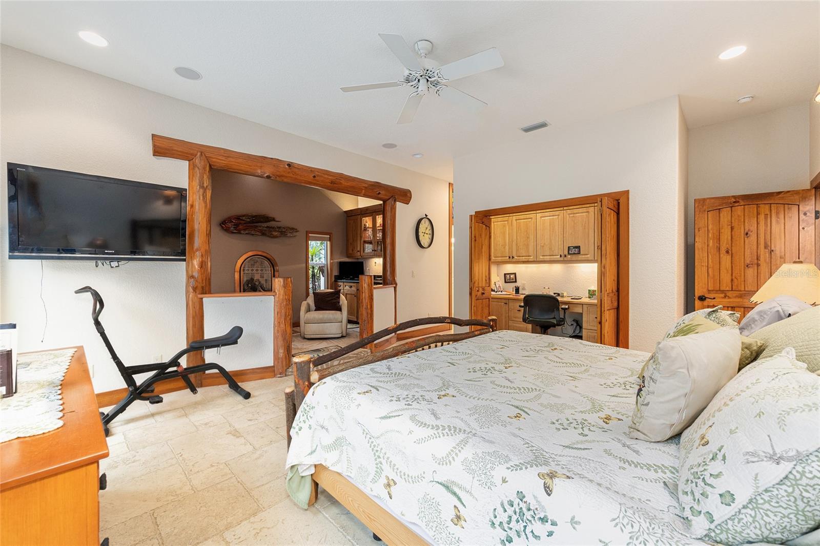 Image 33 of 51 For 15225 246th Avenue