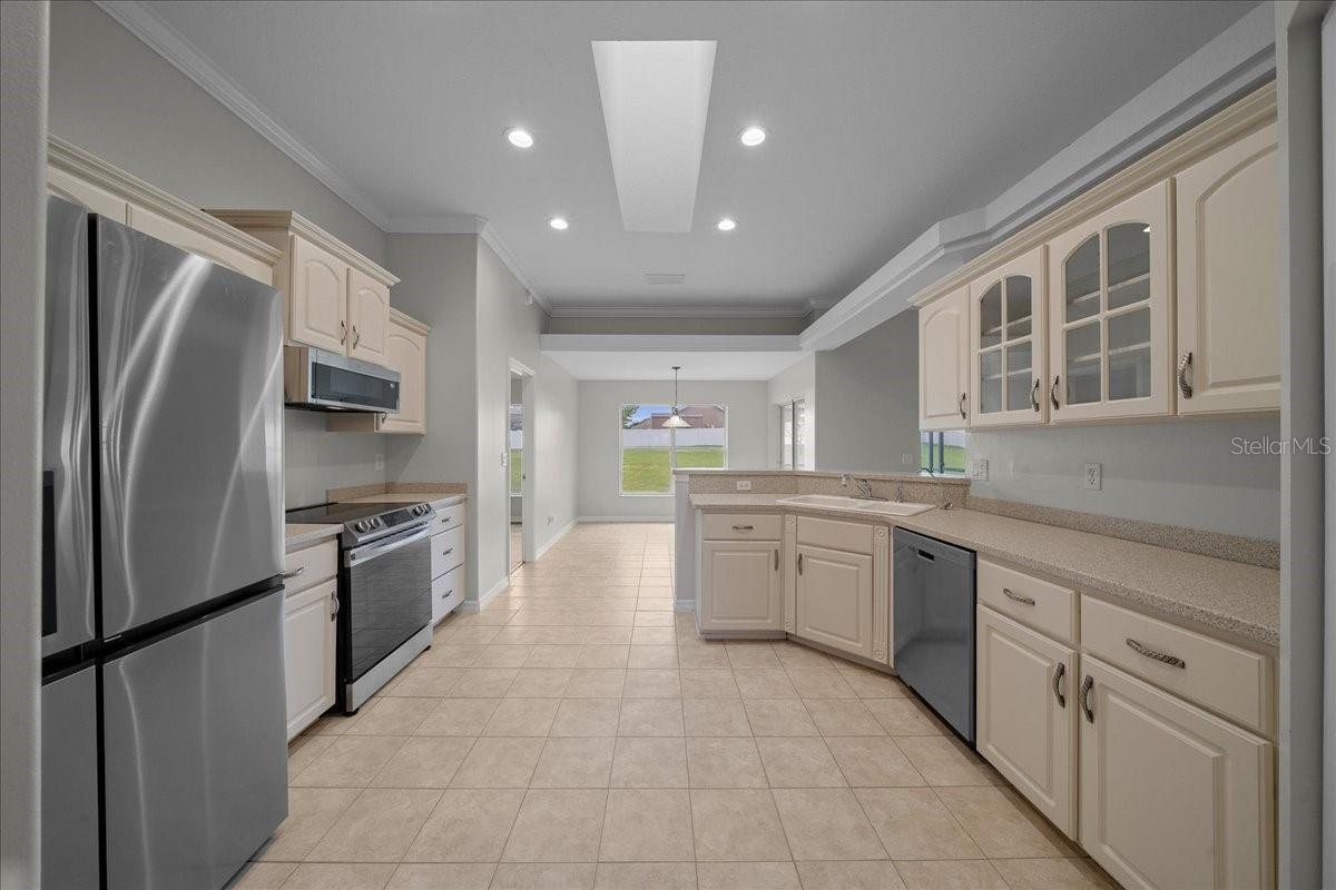 Image 20 of 70 For 4850 97th Place