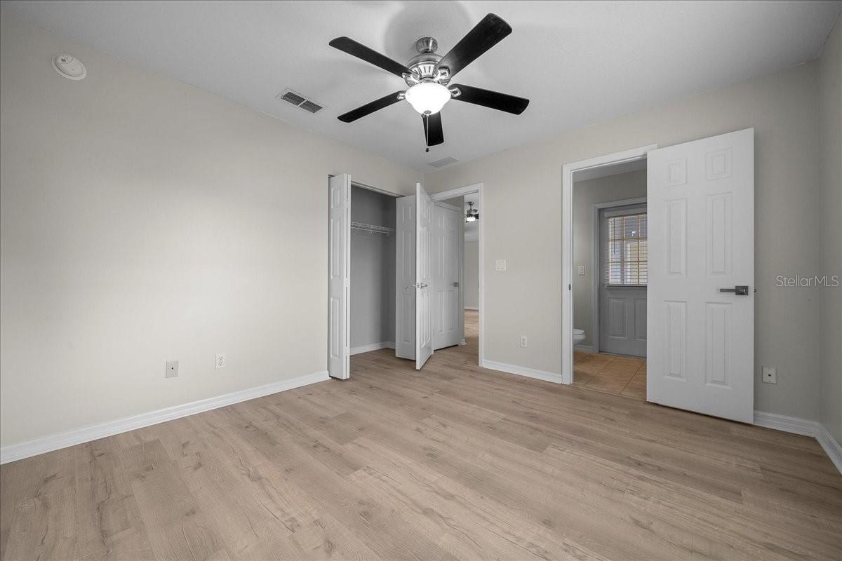 Image 36 of 70 For 4850 97th Place