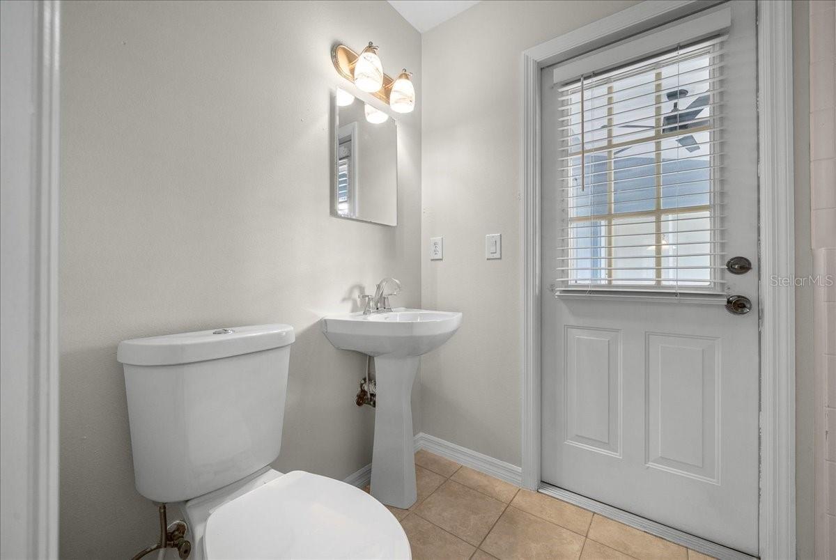 Image 38 of 70 For 4850 97th Place