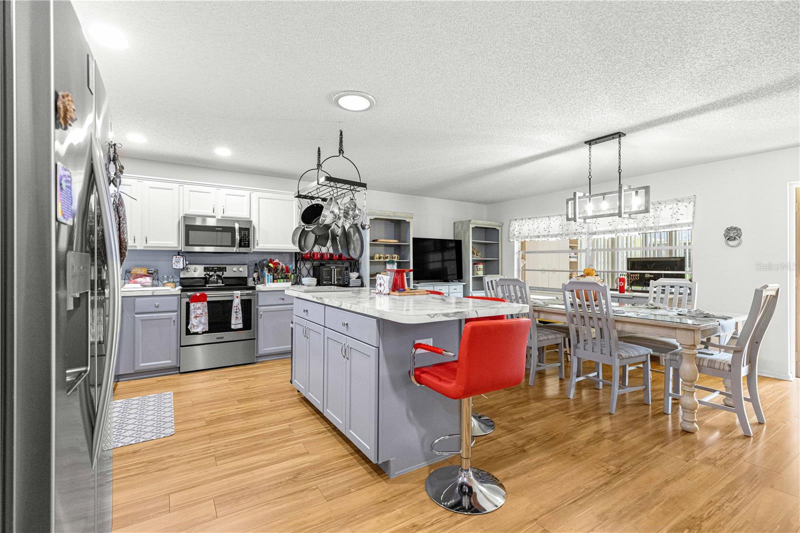 Image 14 of 50 For 9335 85th Terrace E