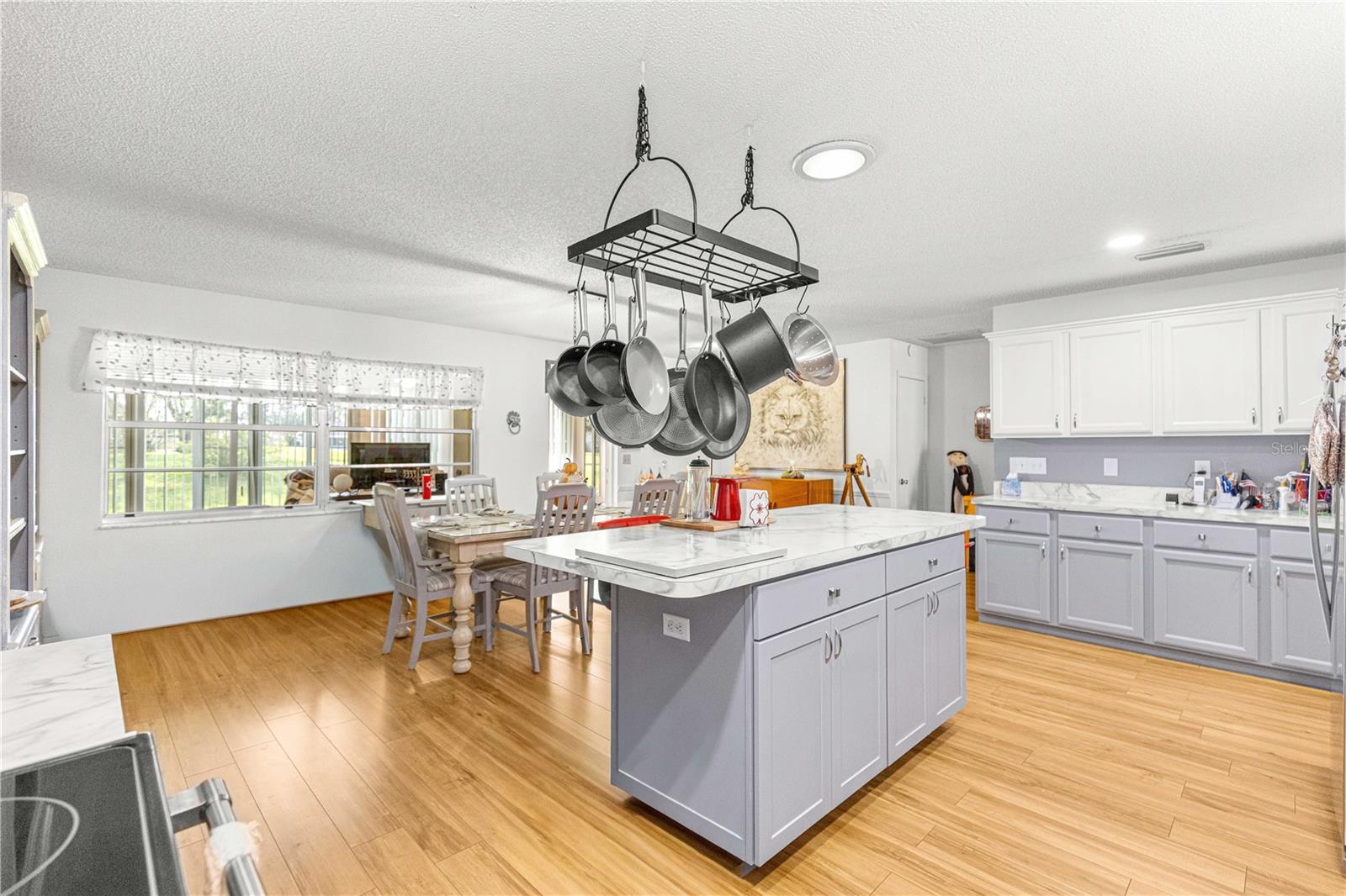 Image 18 of 50 For 9335 85th Terrace E