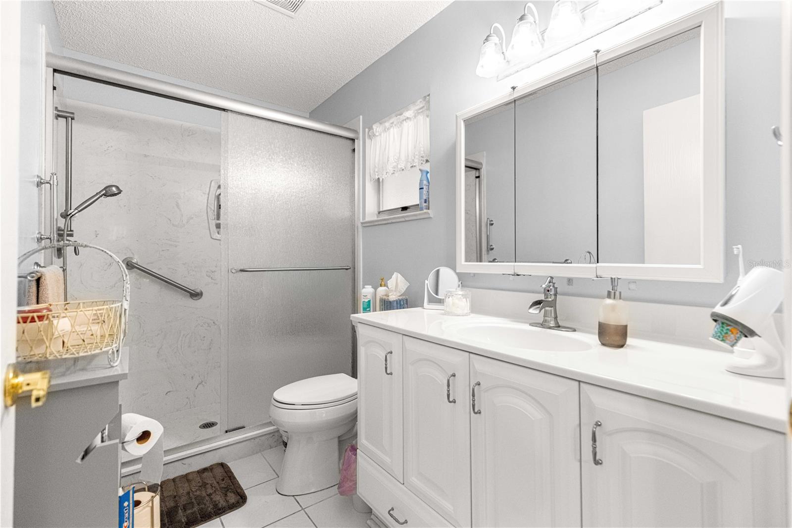 Image 27 of 50 For 9335 85th Terrace E