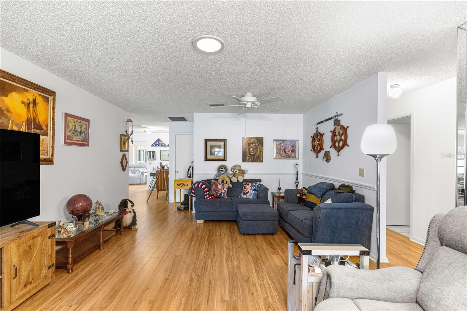 Image 5 of 50 For 9335 85th Terrace E