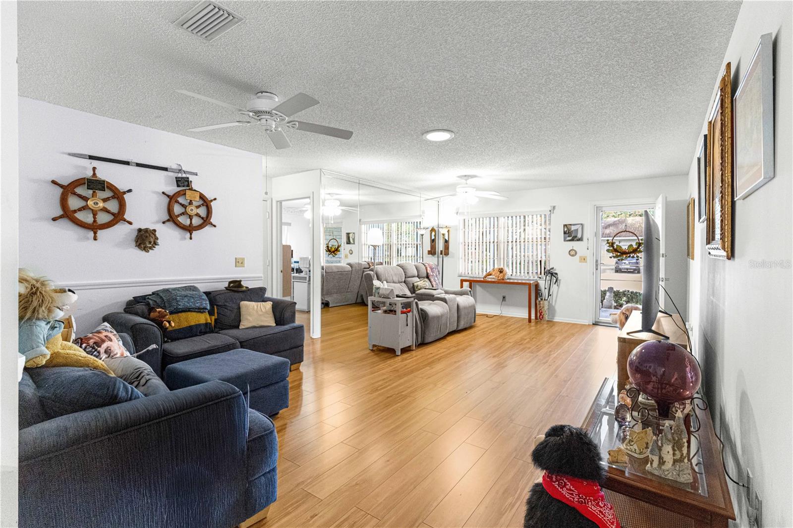 Image 8 of 50 For 9335 85th Terrace E