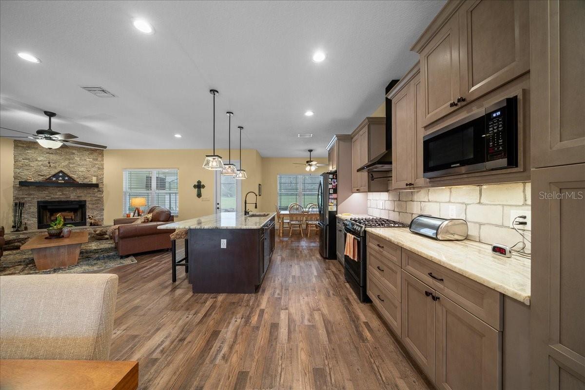 Image 14 of 63 For 4390 117th Place