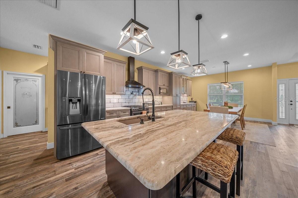 Image 18 of 63 For 4390 117th Place