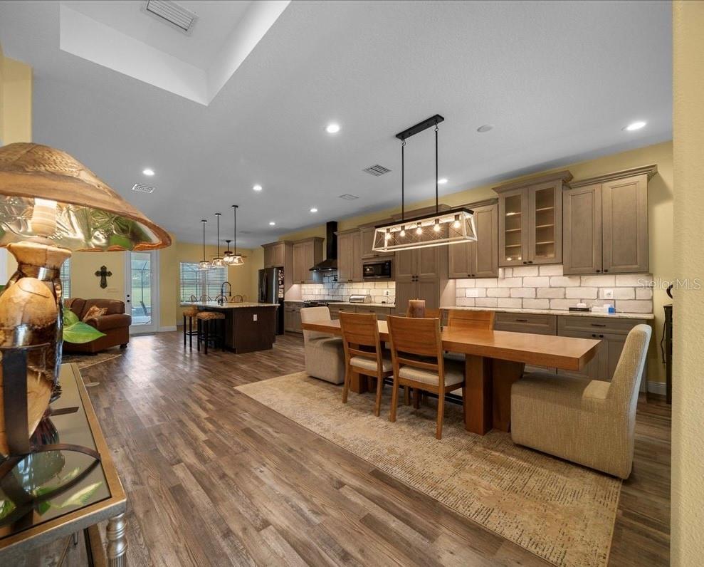 Image 8 of 63 For 4390 117th Place