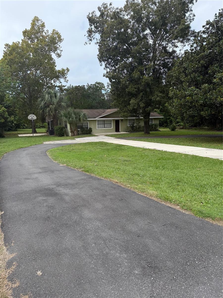 Image 2 of 13 For 3250 Lake Weir Avenue