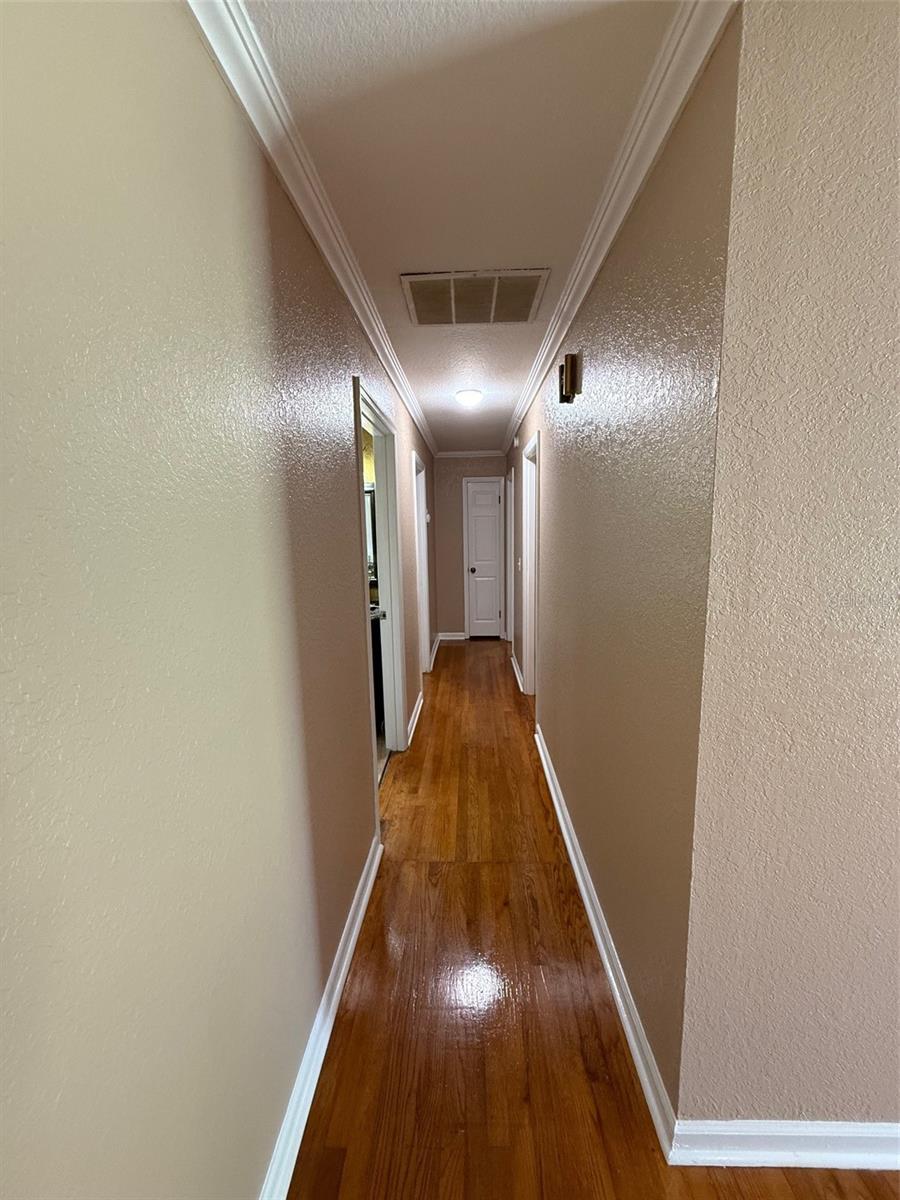 Image 4 of 13 For 3250 Lake Weir Avenue