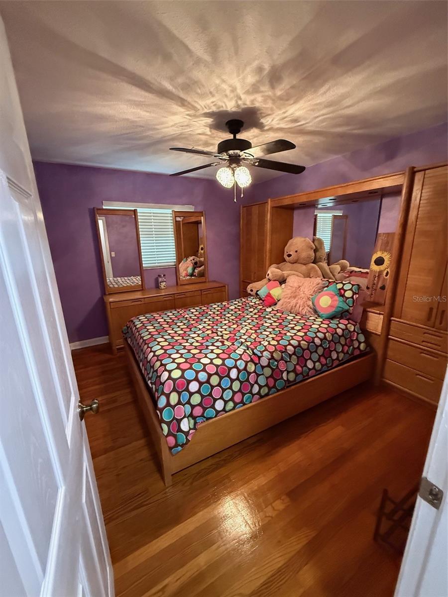 Image 6 of 13 For 3250 Lake Weir Avenue