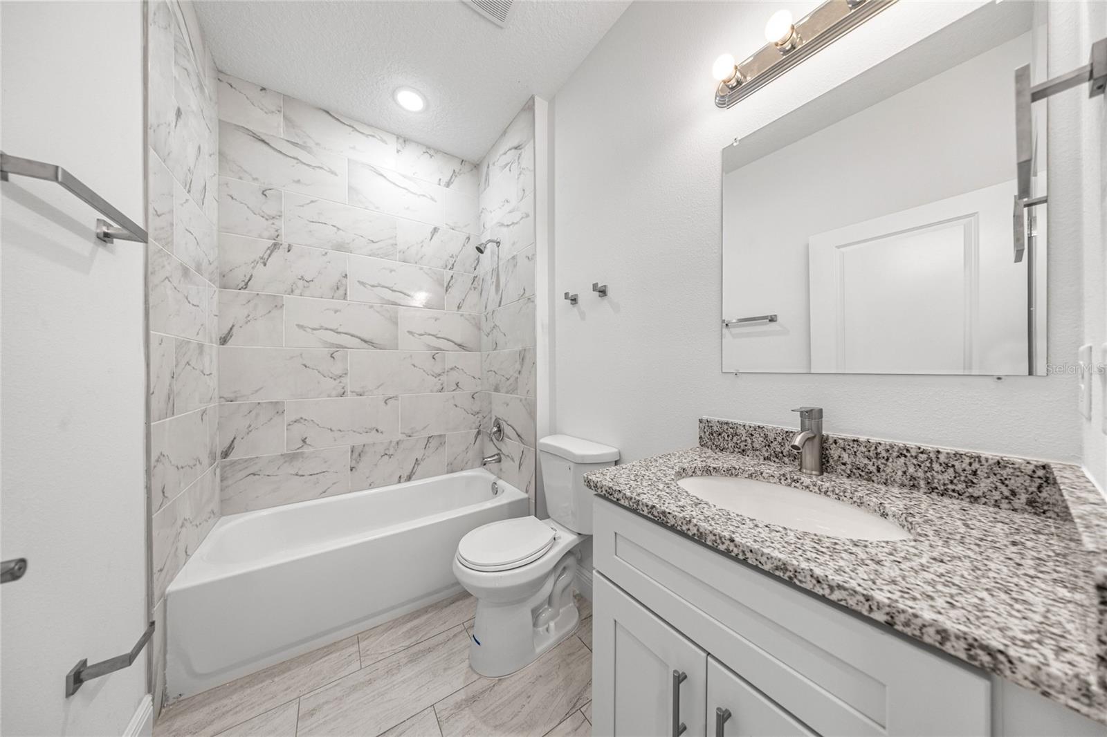 Image 25 of 37 For 14839 79th Terrace Road