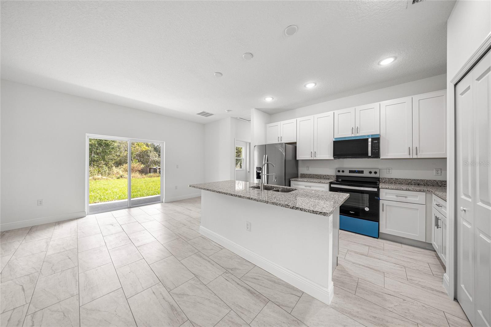 Image 9 of 37 For 14839 79th Terrace Road