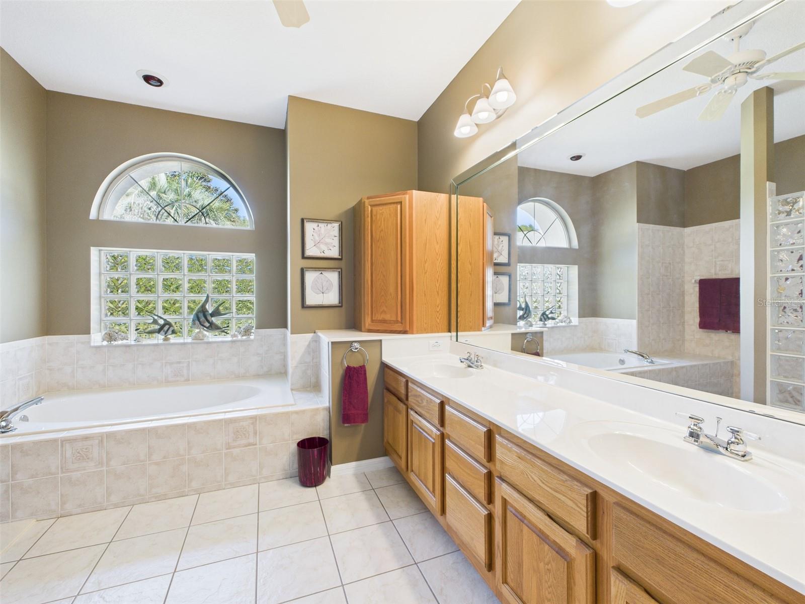 Image 27 of 48 For 19439 101st Place Road