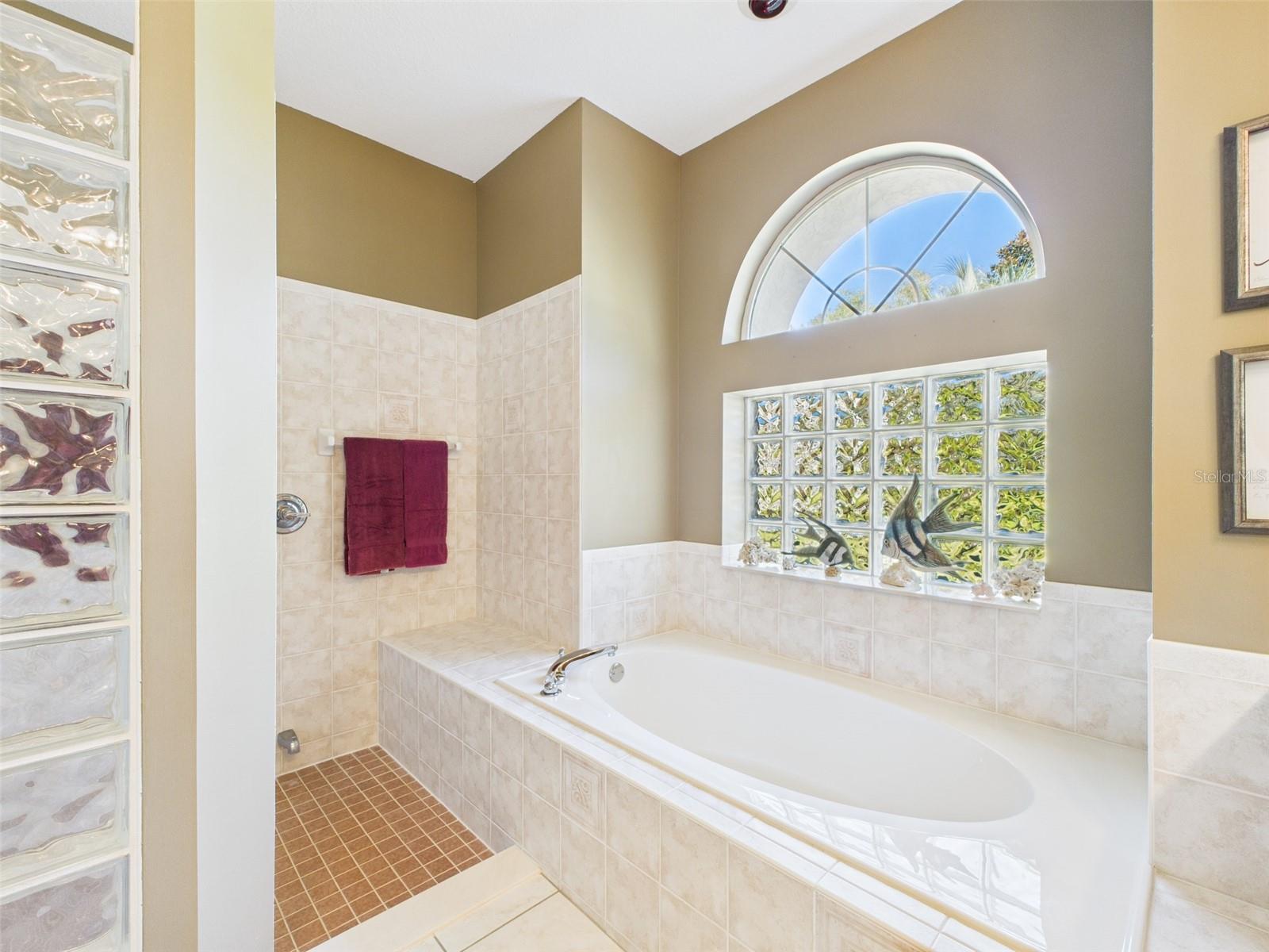 Image 28 of 48 For 19439 101st Place Road