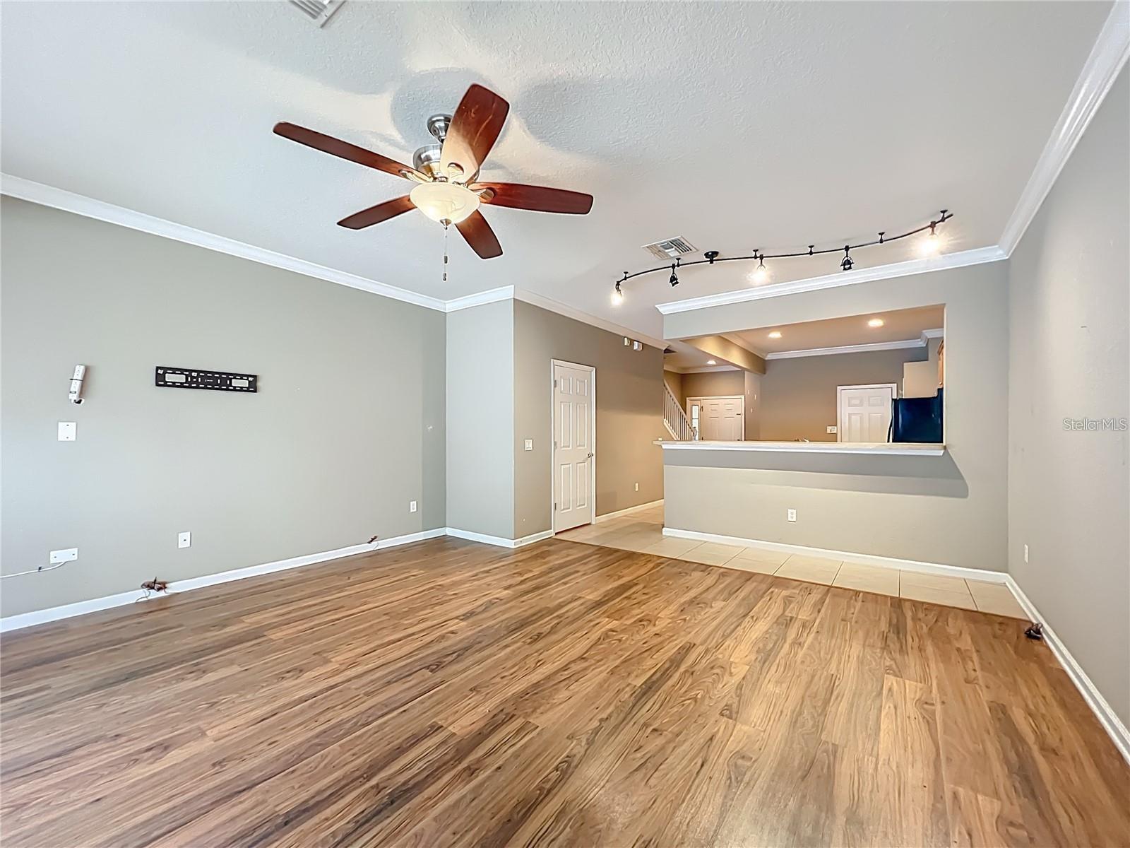 Image 18 of 61 For 4929 45th Circle