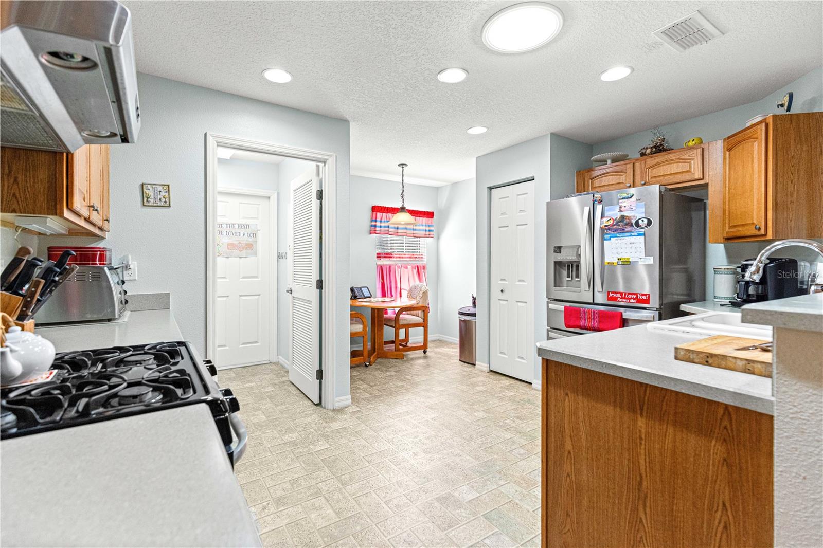 Image 4 of 41 For 7975 83rd Place