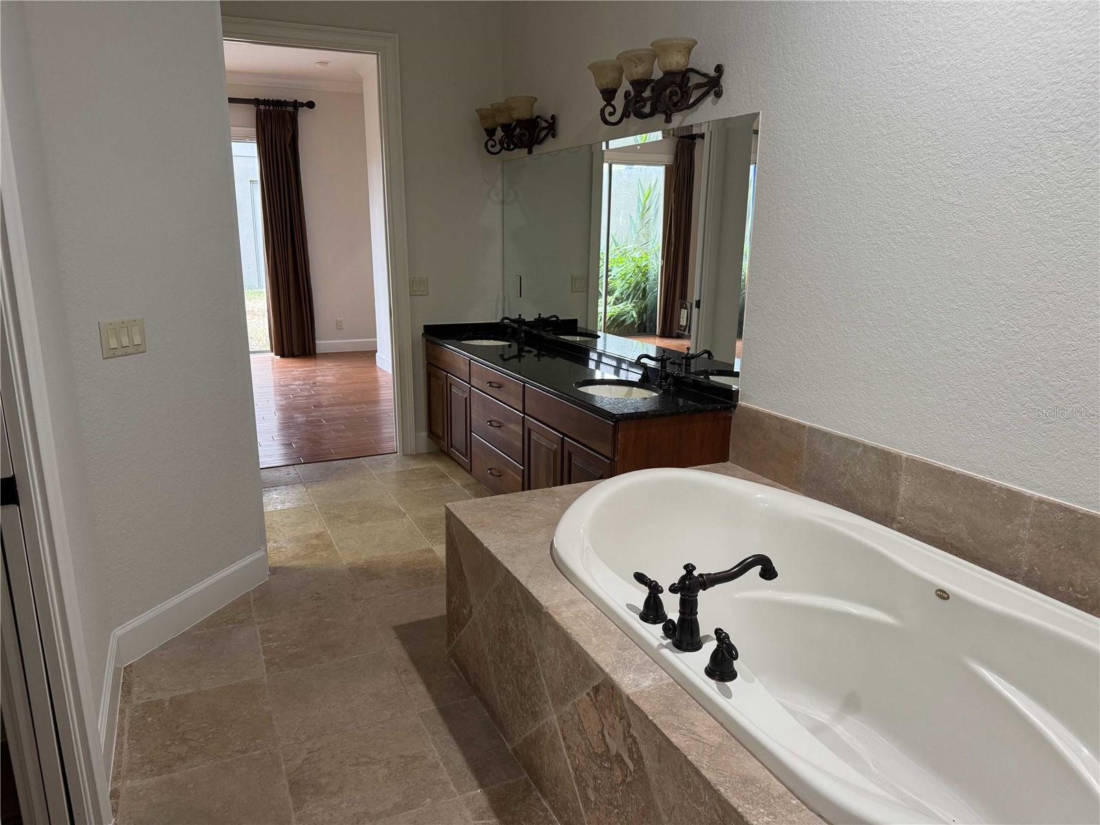 Image 23 of 34 For 1701 28th Street