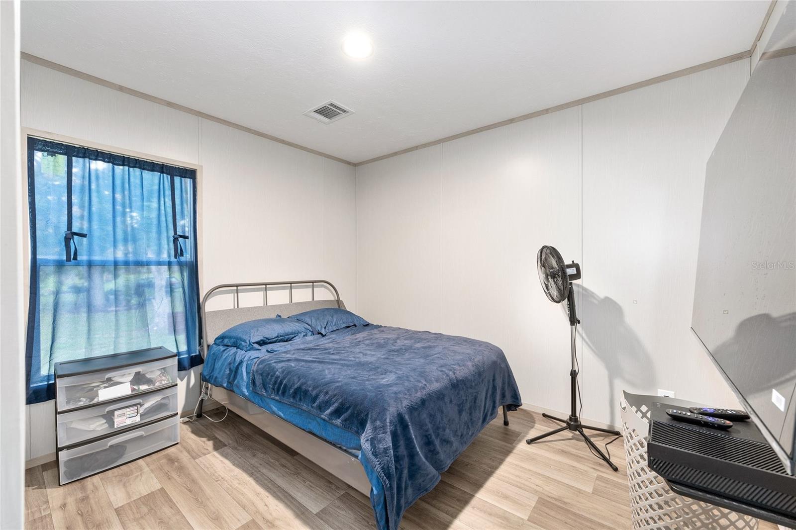 Image 27 of 57 For 14642 111th Terrace