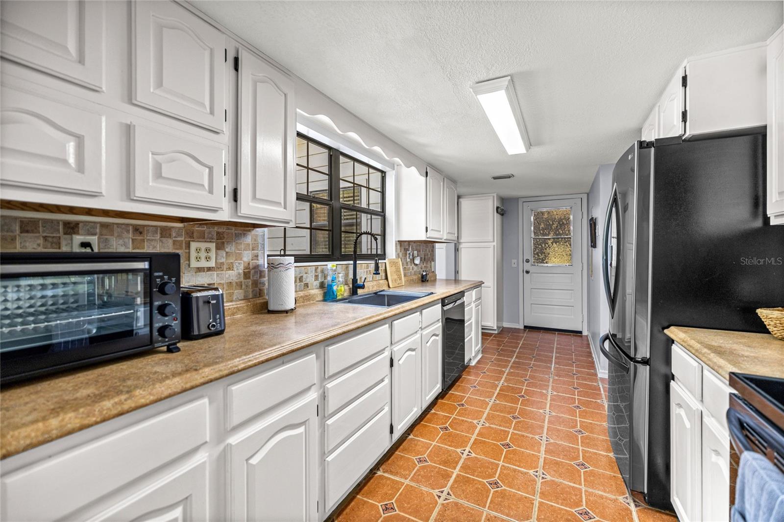 Image 19 of 83 For 10245 105th Street