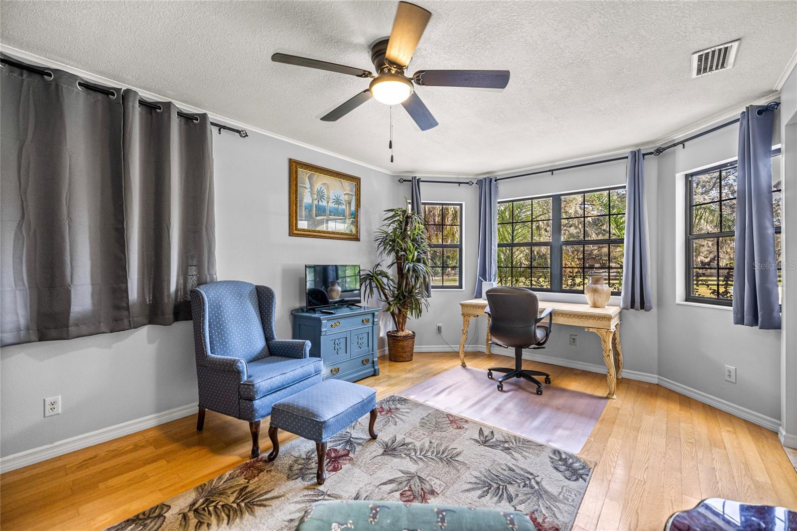 Image 24 of 83 For 10245 105th Street