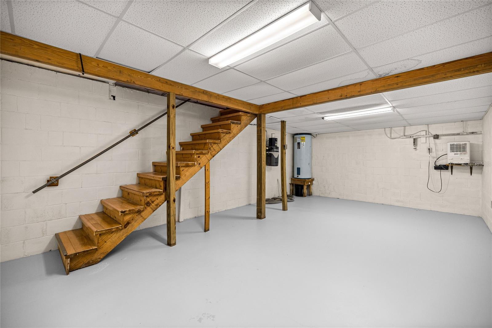 Image 40 of 83 For 10245 105th Street