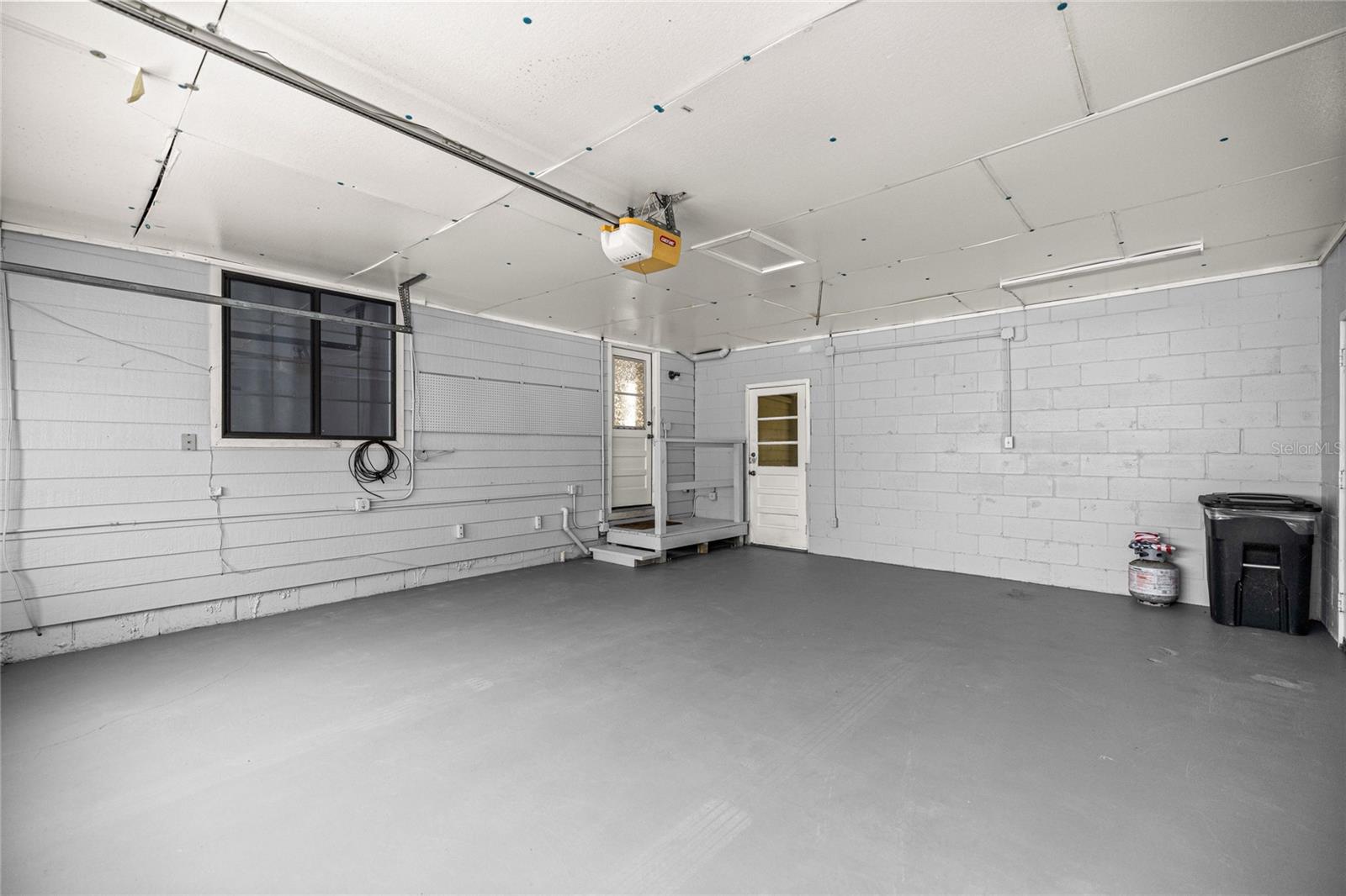 Image 45 of 83 For 10245 105th Street