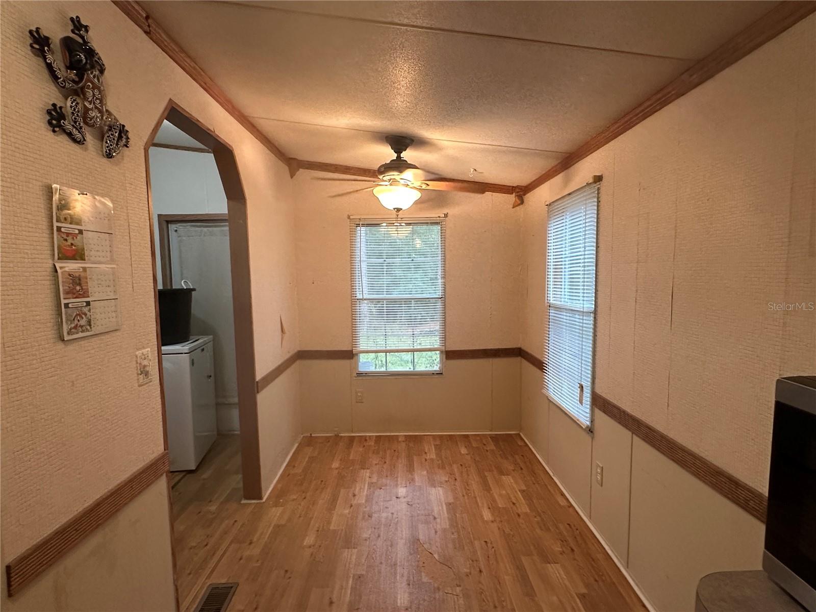 Image 12 of 90 For 1160 Dyal Avenue