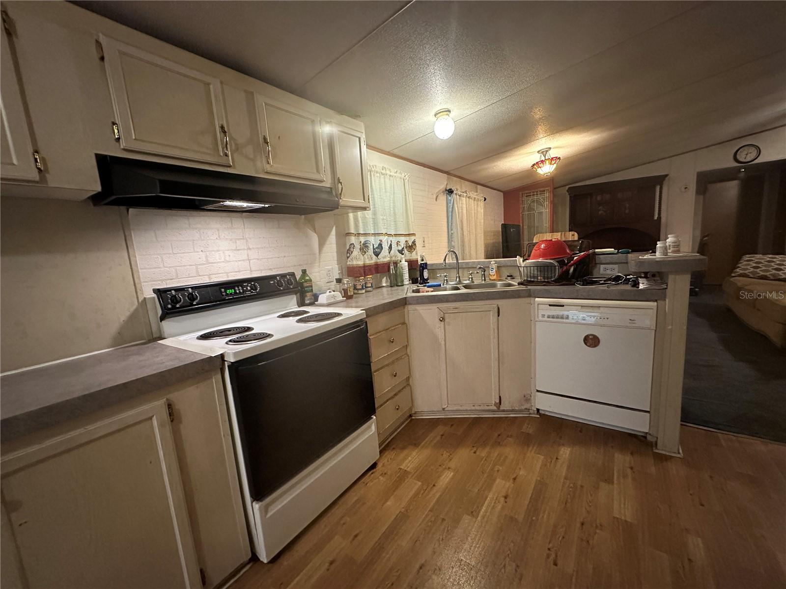 Image 18 of 90 For 1160 Dyal Avenue