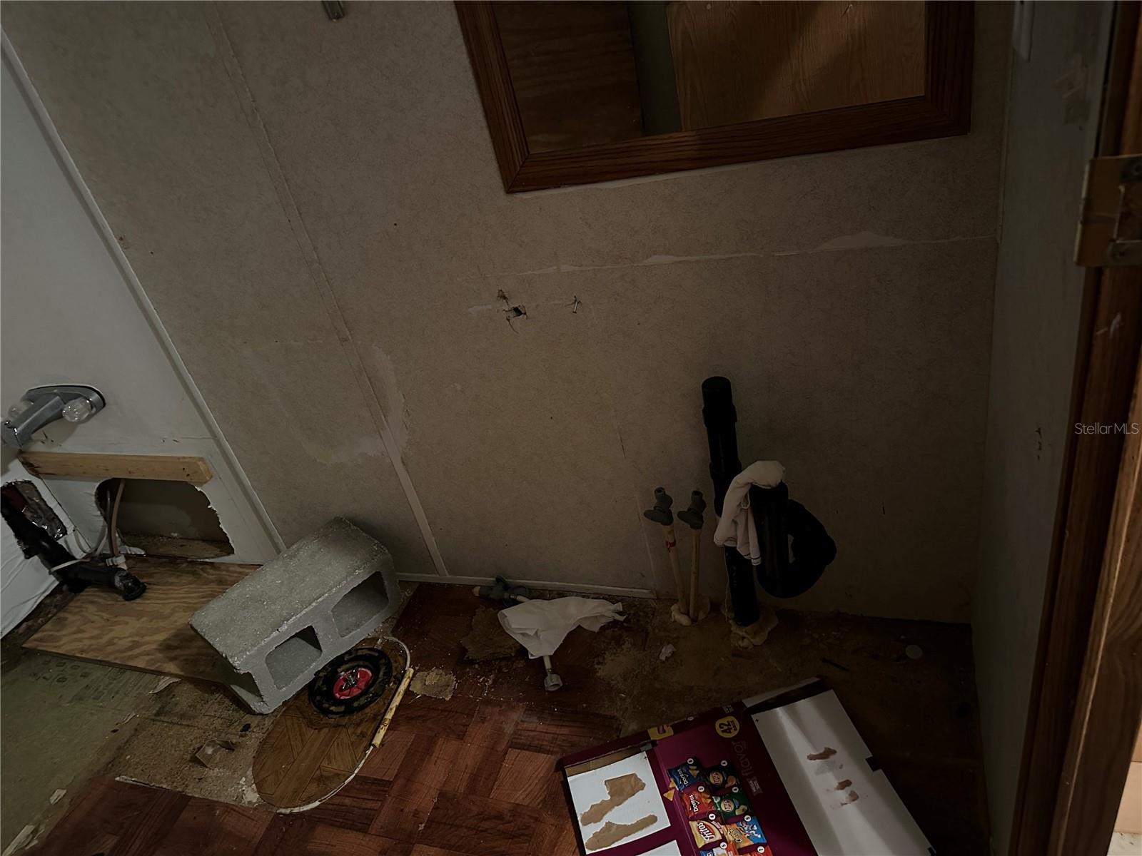 Image 37 of 90 For 1160 Dyal Avenue