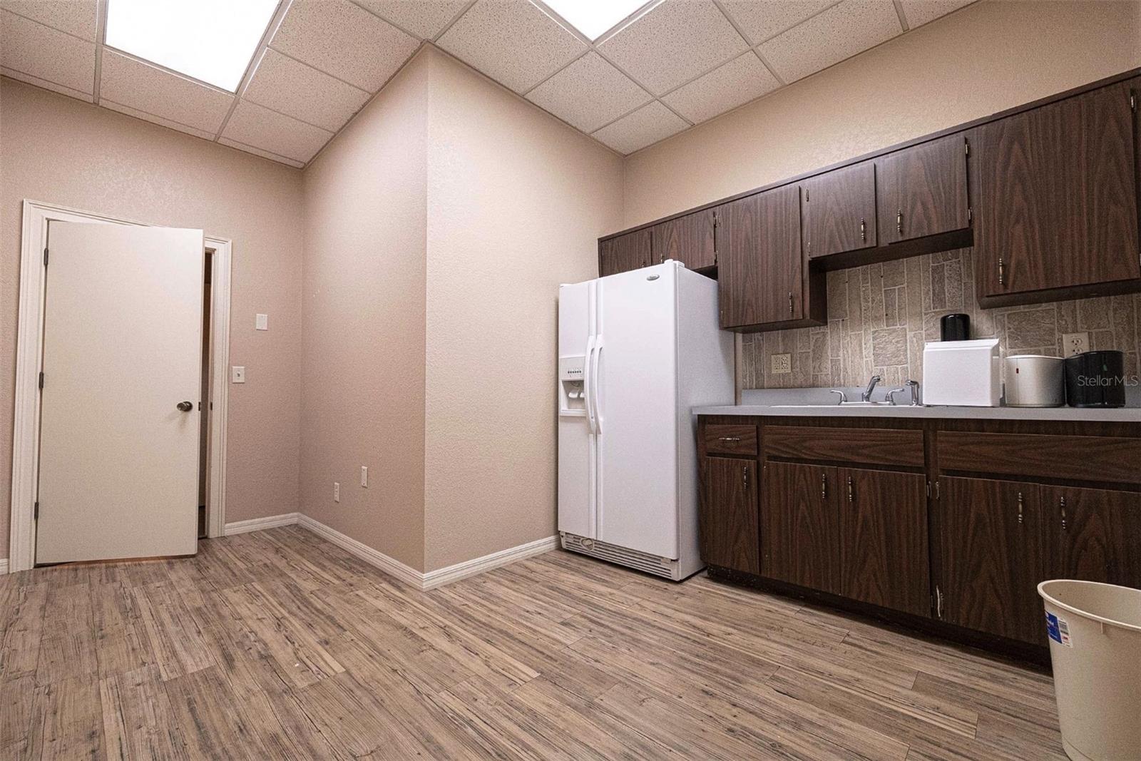 Image 7 of 14 For 5608 113th Street