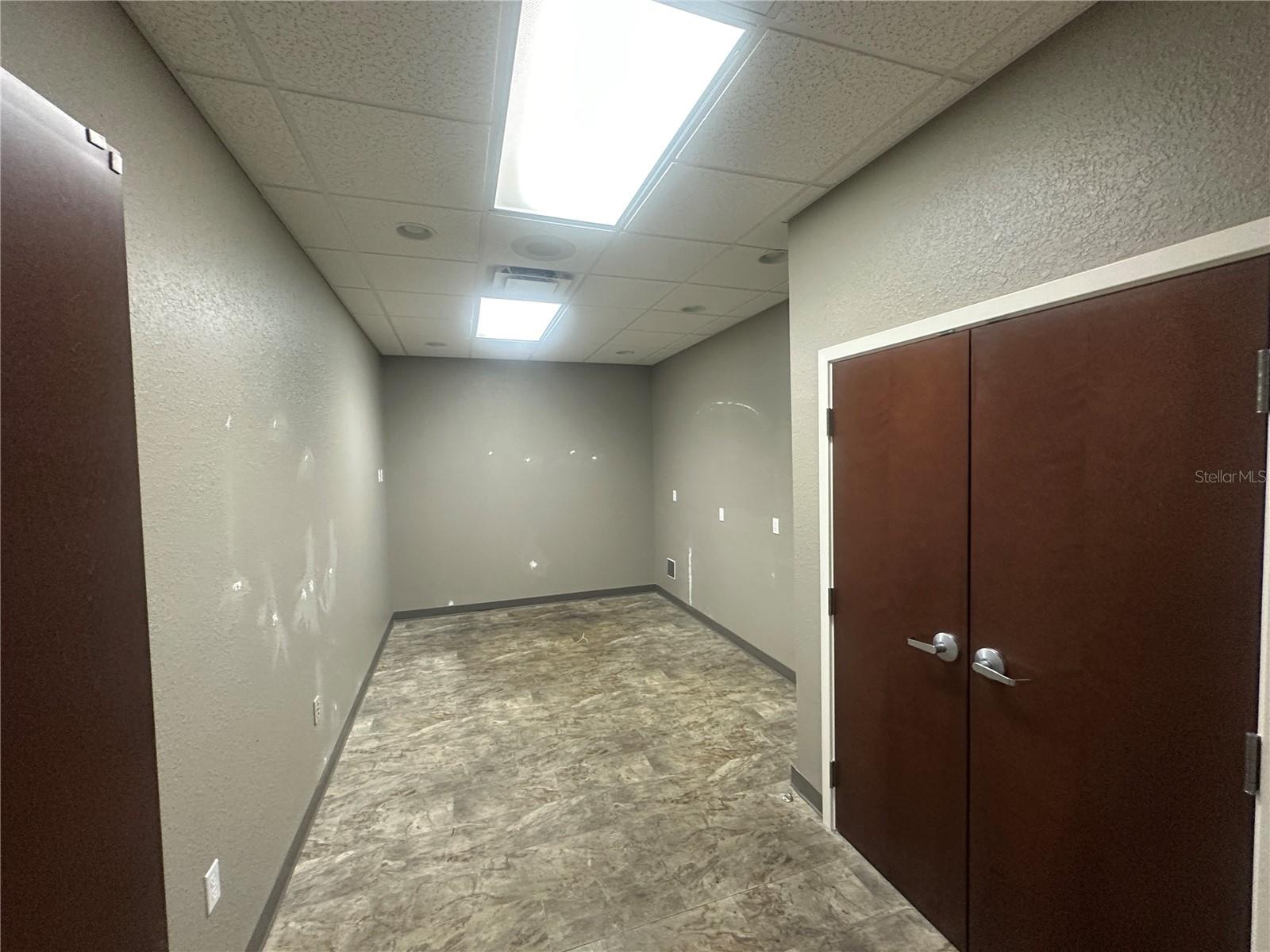 Image 4 of 21 For 1720 16th Avenue 300