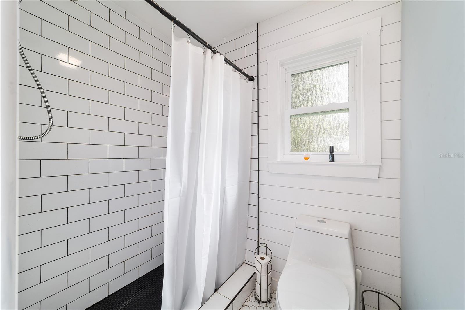 Image 39 of 58 For 1761 38th Avenue