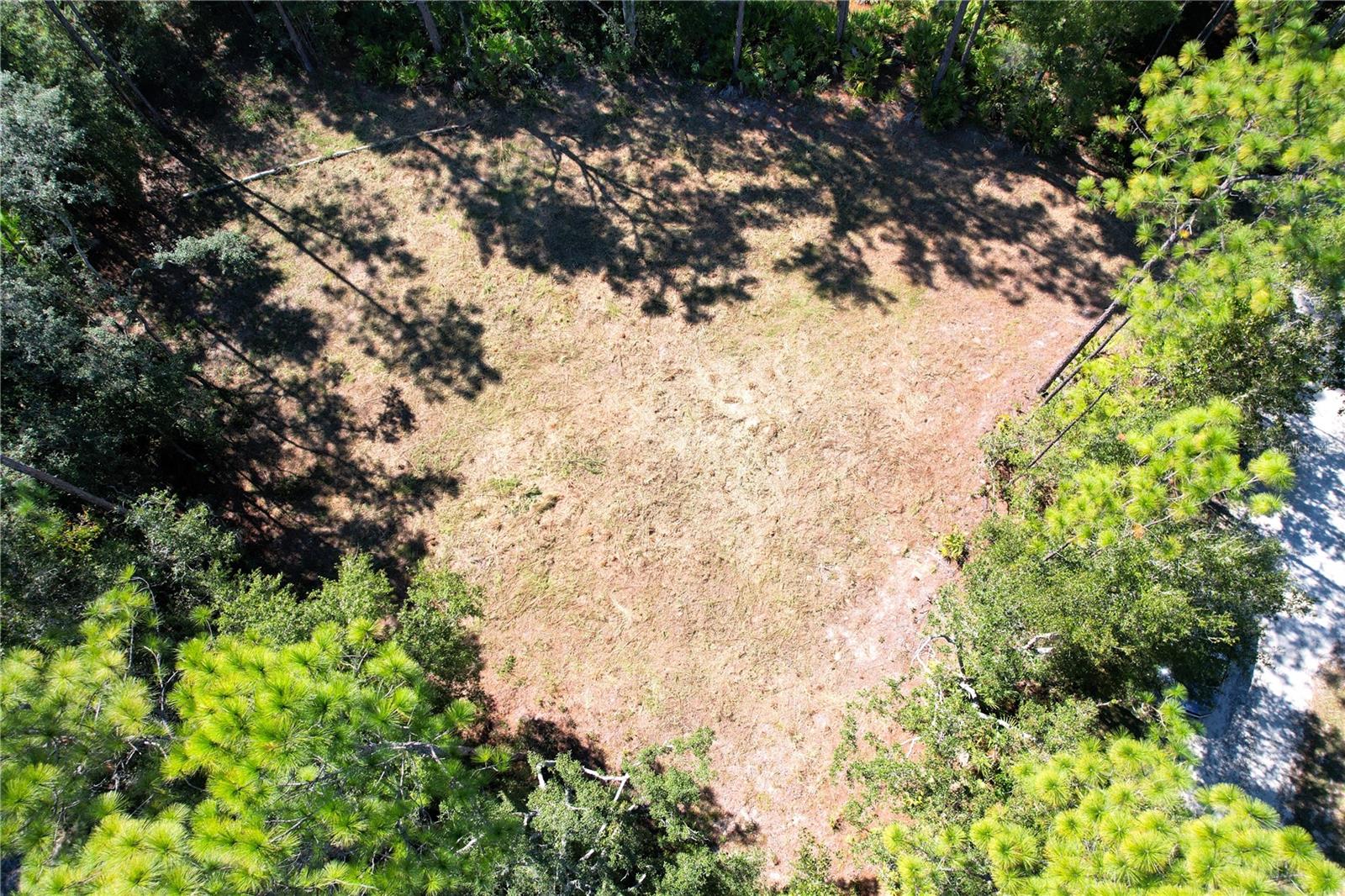 Listing photo id 8 for 6712 Macopin Lane