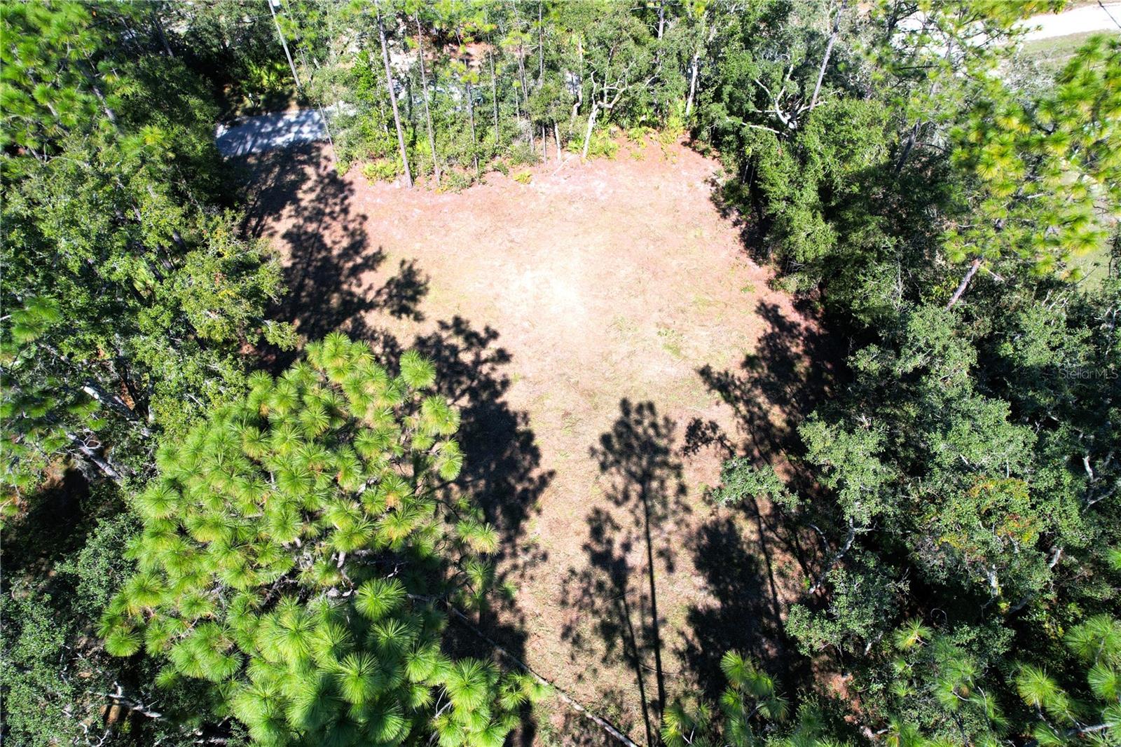 Listing photo id 9 for 6712 Macopin Lane