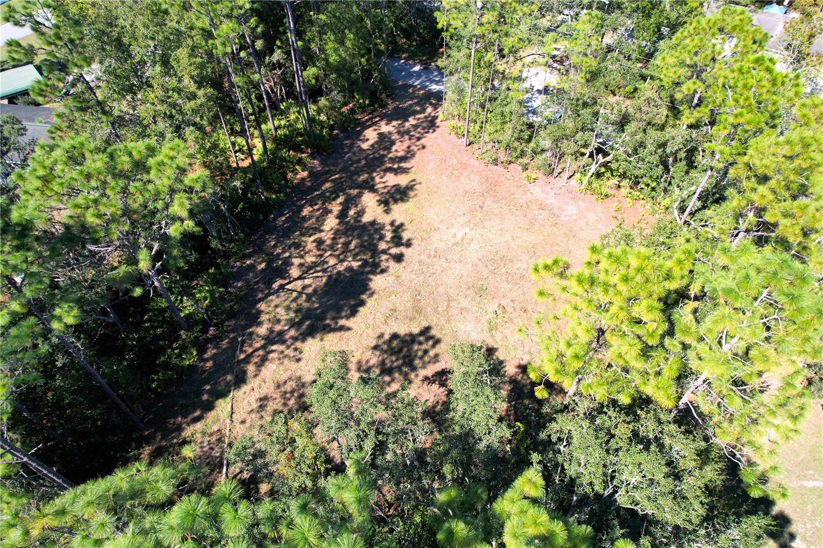 Listing photo id 10 for 6712 Macopin Lane