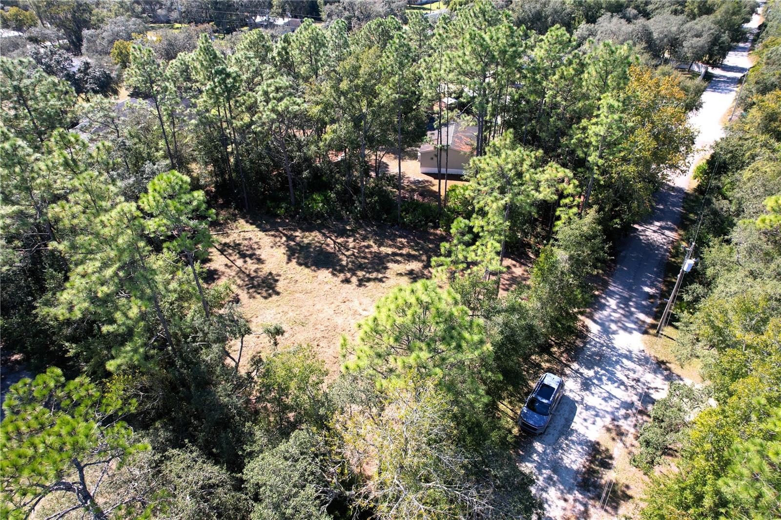 Listing photo id 12 for 6712 Macopin Lane