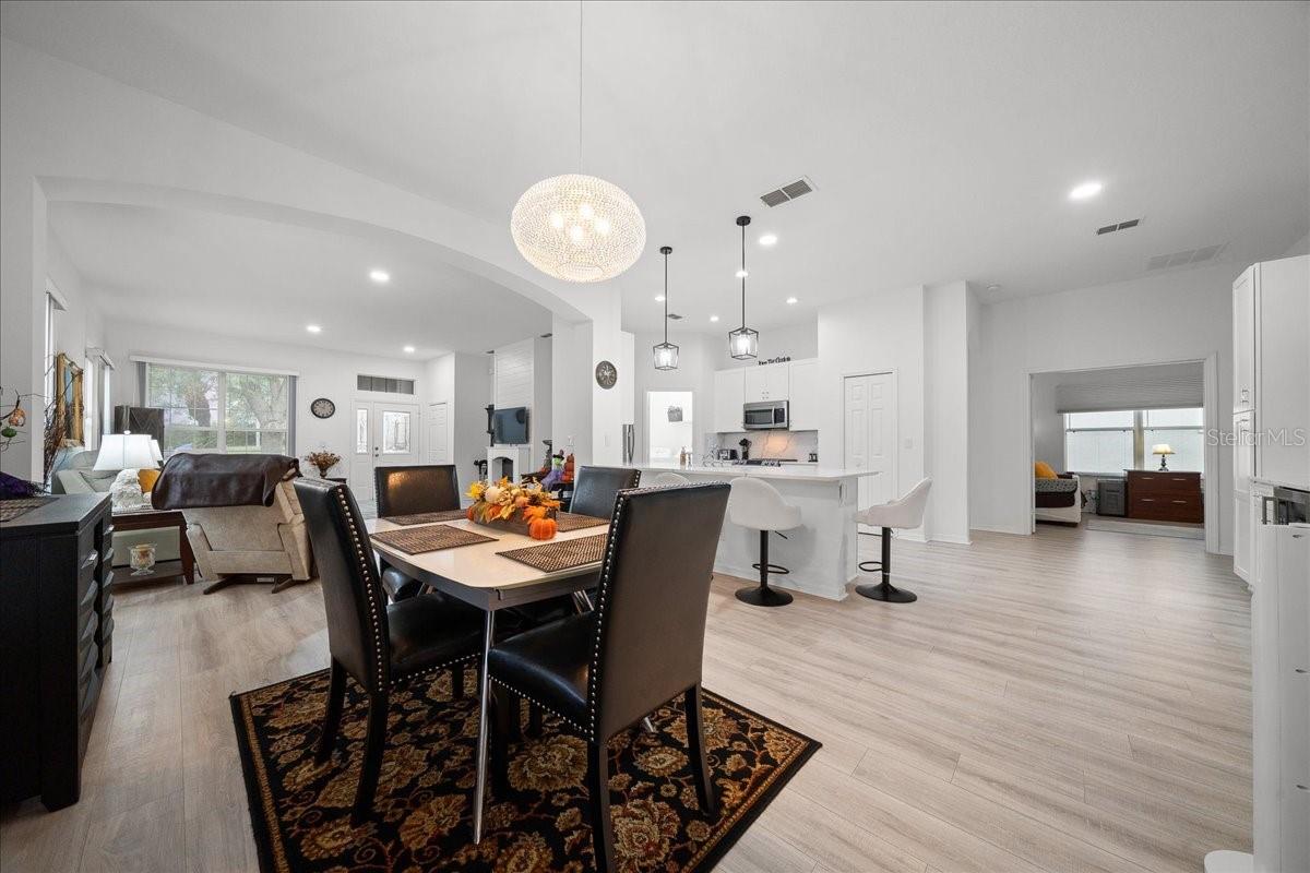 Image 17 of 58 For 25008 Cypress Pond Court