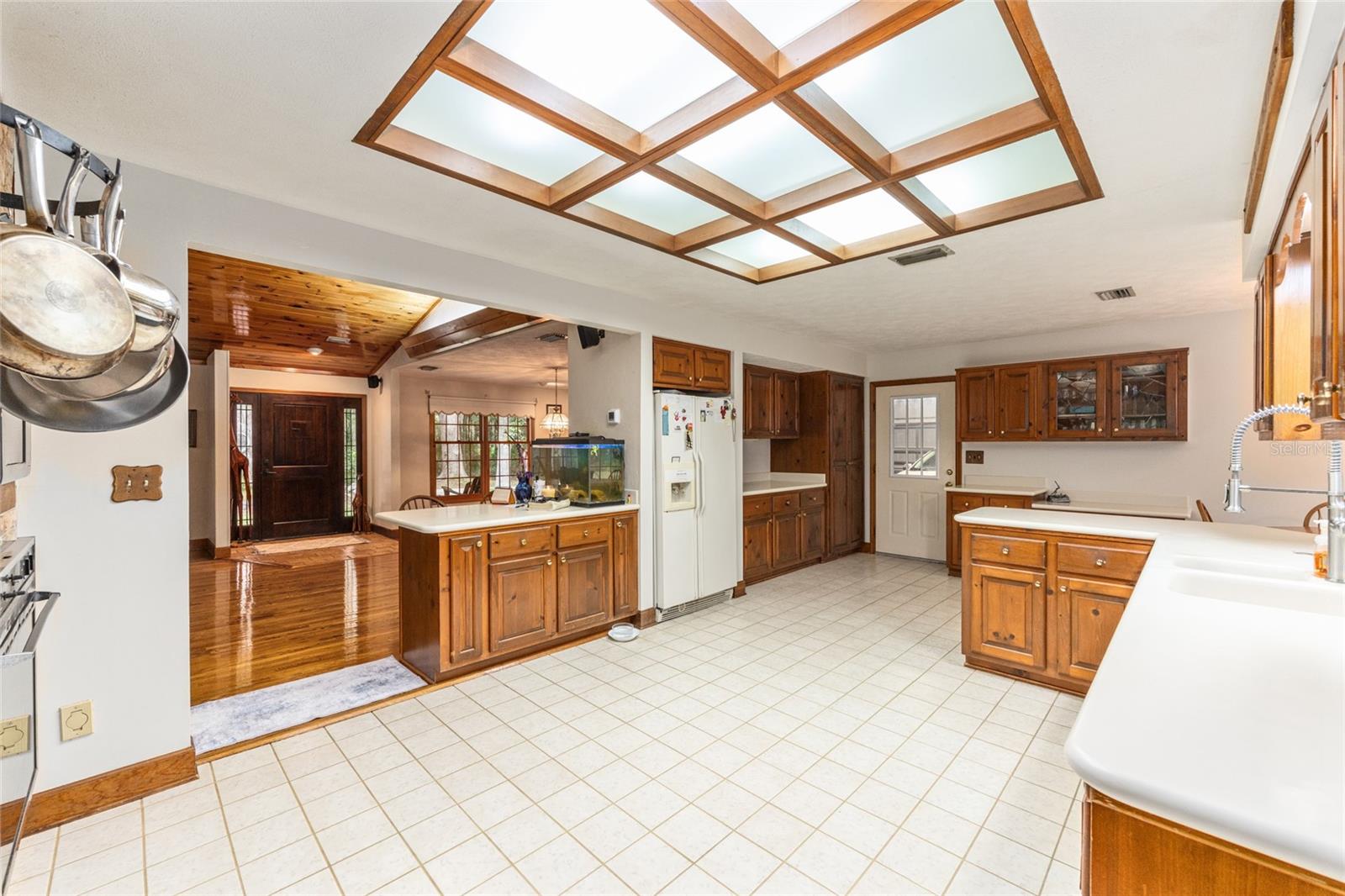 Image 11 of 42 For 6641 19th Avenue Road