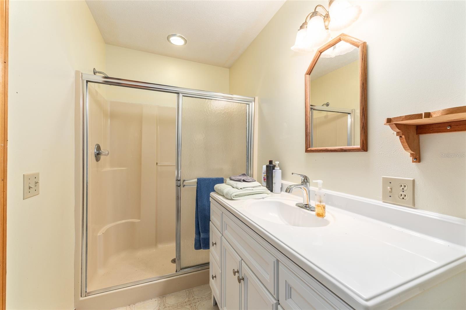 Image 33 of 42 For 6641 19th Avenue Road