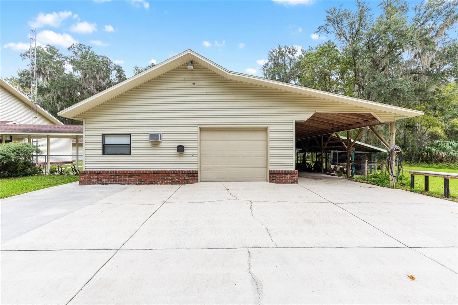 Image 37 of 42 For 6641 19th Avenue Road