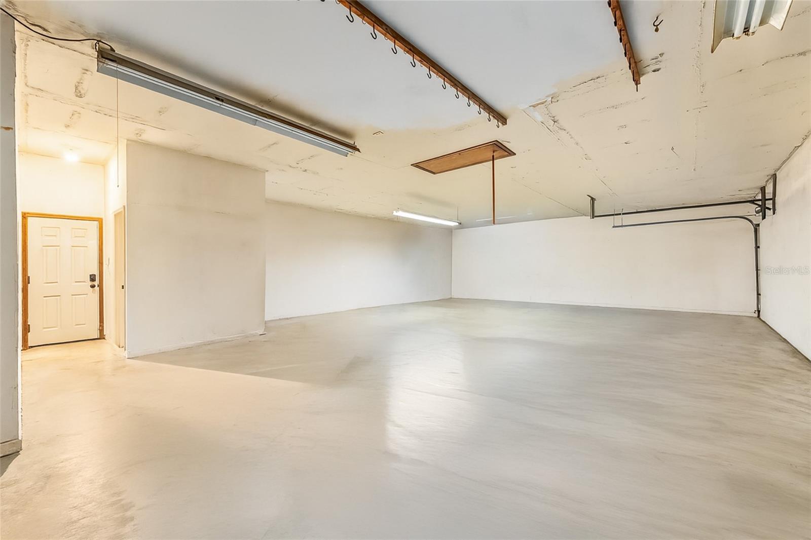 Image 38 of 42 For 6641 19th Avenue Road