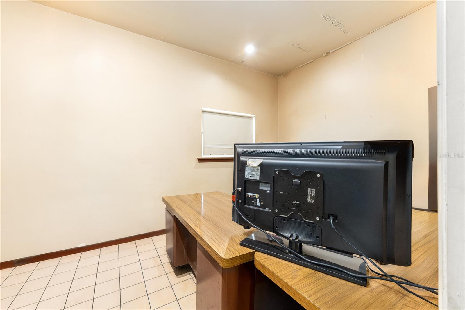 Image 39 of 42 For 6641 19th Avenue Road