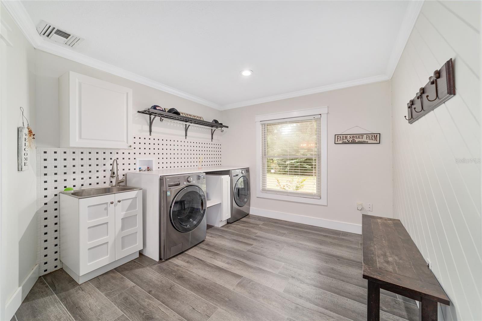 Image 21 of 94 For 12943 County Road 245e