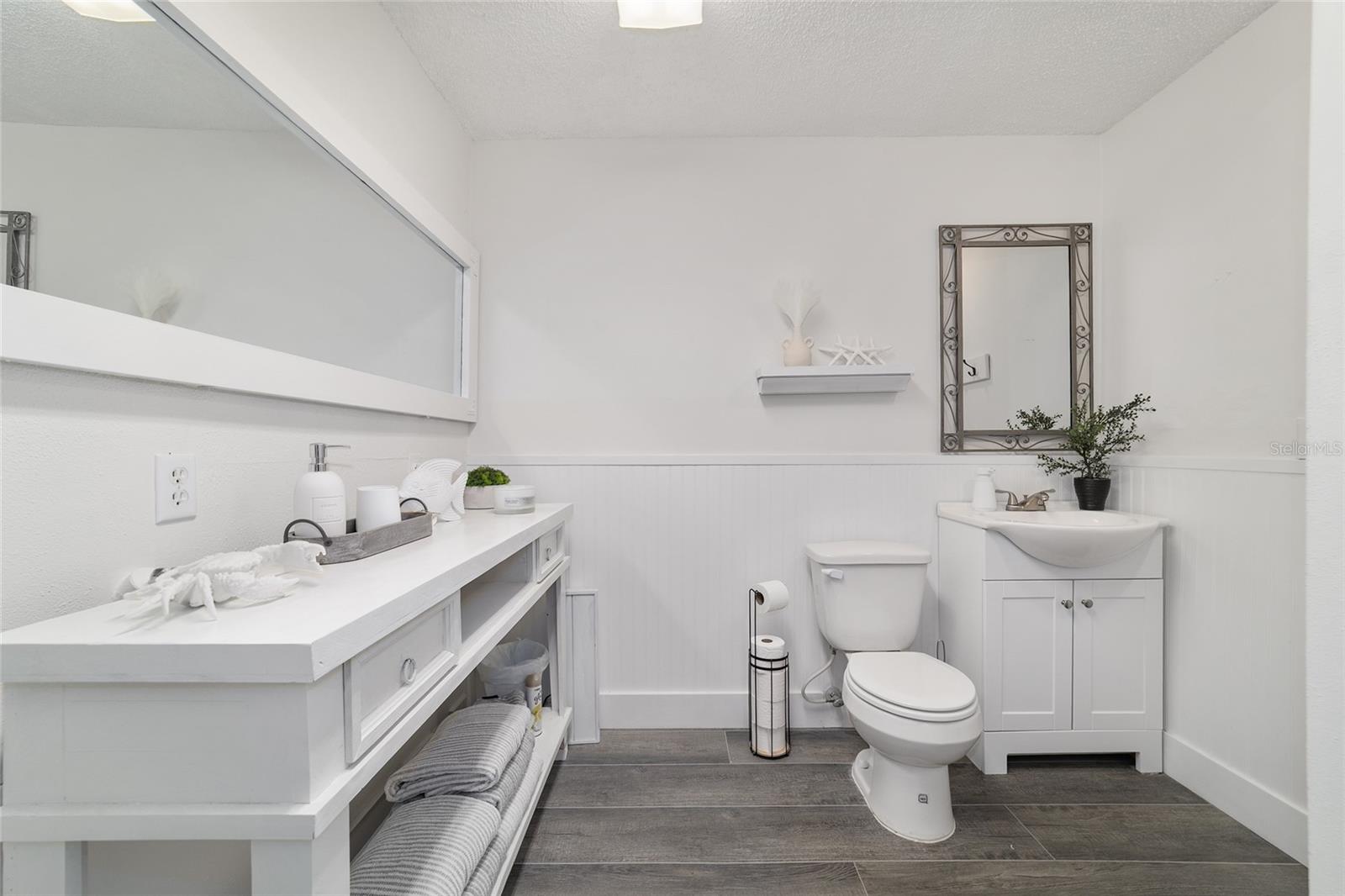 Image 40 of 94 For 12943 County Road 245e